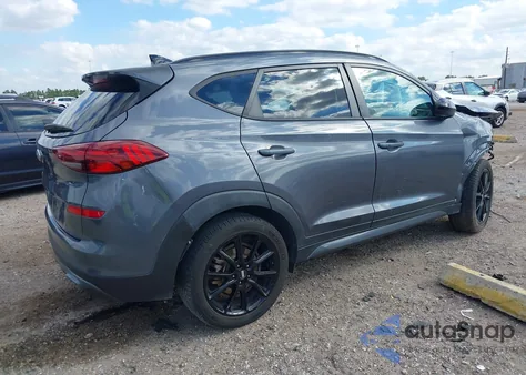 2019 Hyundai Tucson Night z USA, uszkodzony, nr VIN KM8J33AL9KU981555